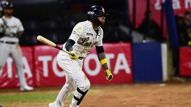 LVBP: Leones del Caracas sigue a la espera de Harold Castro