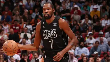 NBA: Kevin Durant se lesiona y enciende las alarmas de los Nets NBA: Kevin Durant se lesiona y enciende las alarmas de los Nets