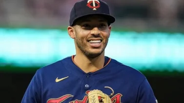 MLB: Carlos Correa firma contrato de $200 millones con los Mellizos