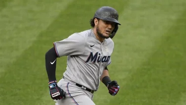 MLB: Miguel Rojas regresa a Los Ángeles en un cambio