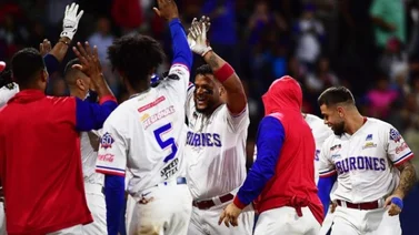 LVBP: Tiburones iguala la punta al dar un golpe de autoridad ante Leones