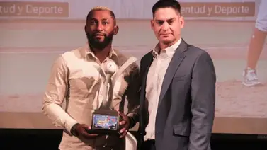 Yapson Gómez: "Carlos Mendoza nos da confianza y siempre ha creído en el equipo" (+FOTOS) Yapson Gómez: "Carlos Mendoza nos da confianza y siempre ha creído en el equipo" (+FOTOS)