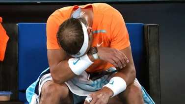 Resultados del Abierto de Australia: Nadal afuera. Tsitsipas, Medvedev y Swiatek siguen en carrera