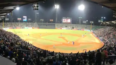 LVBP: La asistencia en el primer Leones-Tiburones de la final no supera a la del Round Robin LVBP: La asistencia en el primer Leones-Tiburones de la final no supera a la del Round Robin