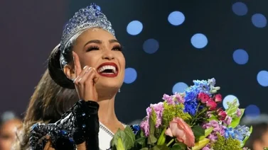 R'Bonney Gabriel renuncia a la corona del Miss Estados Unidos