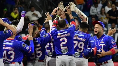 LVBP: Leones y Tiburones se enfrentan en duelo crucial por la ventaja en la serie (PREVIA)