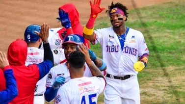 César Collins y el futuro de Acuña con Tiburones: "Veremos las posibilidades para que Ronald regrese"