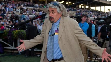 Steve Asmussen está cerca de alcanzar los 10.000 triunfos en su carrera como entrenador