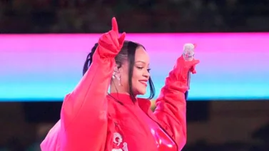 Rihanna llegó con sus diamantes y voló por el Super Bowl 2023