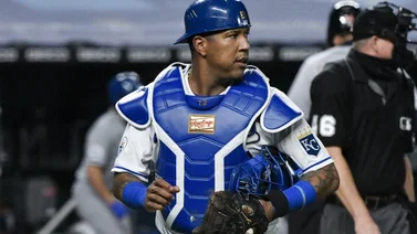MLB: ¿Podrán los Royals rebajar la carga de trabajo de Salvador Pérez?