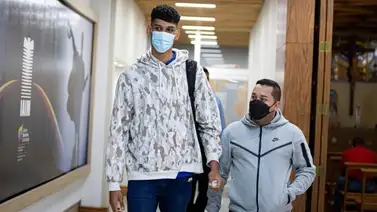 Así juega Enrique Medina Roa el gigante de 2.18 metros que estará con Venezuela (+Vídeos) Así juega Enrique Medina Roa el gigante de 2.18 metros que estará con Venezuela (+Vídeos)