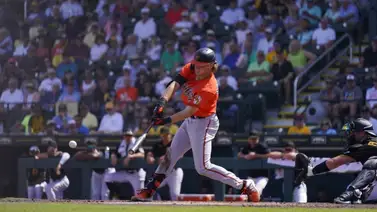 MLB: Piratas y Orioles ignoran el final del partido y juegan sin umpires (+VIDEO) MLB: Piratas y Orioles ignoran el final del partido y juegan sin umpires (+VIDEO)