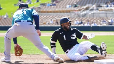 MLB: Elvis Andrus brilla en el inicio del Spring Training (+Videos)