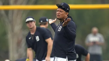 MLB: Miguel Cabrera saca un viejo truco para retirar a un corredor en base (+VIDEO)