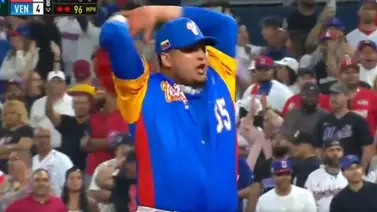 Clásico Mundial de Beisbol: Así José Quijada "perrea" a Dominicana con este ponche (+VIDEO) Clásico Mundial de Beisbol: Así José Quijada "perrea" a Dominicana con este ponche (+VIDEO)