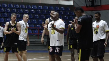Superliga: Los Gaiteros de Ruben Nembhard ya están listos para competir