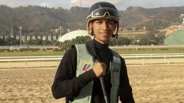 Conoce la razón por la cual multaron al jinete Jervis Alvarado en La Rinconada