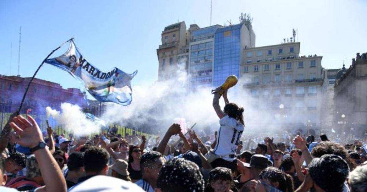 Locura en el Monumental para ver a los campeones del mundo