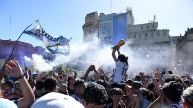 Locura en el Monumental para ver a los campeones del mundo Locura en el Monumental para ver a los campeones del mundo