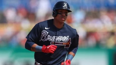 MLB: Ehire Adrianza sigue haciendo méritos para hacer el equipo con los Bravos