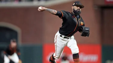MLB: Sergio Romo se despide de la Grandes Ligas con los Gigantes de San Francisco (+VIDEO)