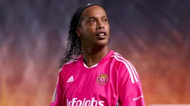 Ronaldinho demuestra que la magia sigue intacta (+VIDEO)