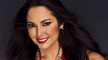 Lilibeth Morillo le pide 'La Vacuna' a este sexy caballero (+Video)