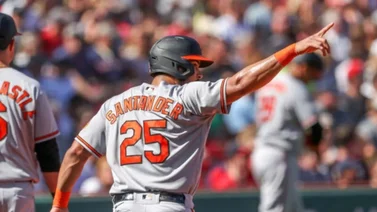 MLB: Anthony Santander no se queda atrás en la lluvia de batazos de los Orioles (+Videos)