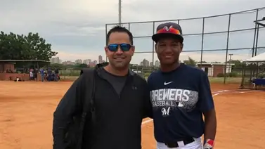 MLB: Esta es la historia de Jackson Chourio, el súper prospecto venezolano de los Cerveceros (Primera parte) MLB: Esta es la historia de Jackson Chourio, el súper prospecto venezolano de los Cerveceros (Primera parte)