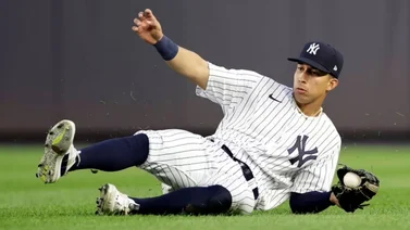 MLB: Oswaldo Cabrera brilla con una jugada de feria en los jardines (+VIDEO)