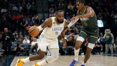 NBA: ¡El Rey lo hace de nuevo! LeBron James se convierte en el líder en ventas de camisetas NBA: ¡El Rey lo hace de nuevo! LeBron James se convierte en el líder en ventas de camisetas