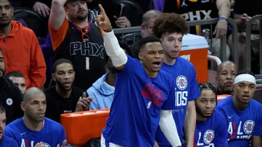La "tranquila" noche de Russell Westbrook: 16 fallos, exhibición defensiva y pelea con un fanático (+Video)
