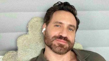 ¿Se nos casa? Edgar Ramírez presumió el anillo de compromiso de su "nueva pareja"