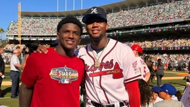 MiLB: Hermano menor de Ronald Acuña deslumbra con el bate en la filial de Rangers