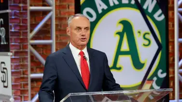 Comisionado de la MLB sobre la mudanza de los Atléticos: Lo siento por Oakland Comisionado de la MLB sobre la mudanza de los Atléticos: Lo siento por Oakland