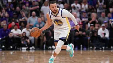 Warriors pisa fuerte Warriors pisa fuerte