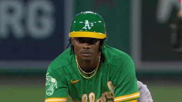 MLB: ¿Esteury Ruiz podría pelearle a Ronald Acuña Jr. el liderato de bases robadas?