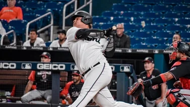 El Venezolano Willians Astudillo ahora está jugando en el beisbol Japo