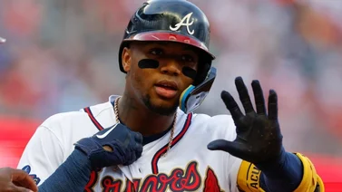 MLB: ¡Tranquilidad! Lo que dice Ronald Acuña Jr. tras salir del juego de los Bravos