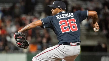 Raisel Iglesias, lanzador cubano, regresa al bullpen de los Bravos de Atlanta tras lesión