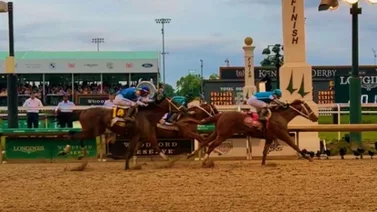 Javier Castellano y Gustavo Delgado ganan el Kentucky Derby con Mage