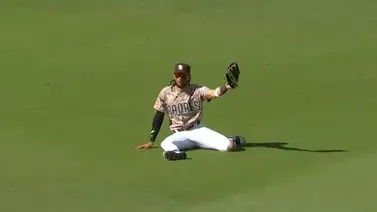 MLB: ¿Atrapada del mes? Fernando Tatis Jr. se lució en el RF con increíble jugada (+VIDEO) MLB: ¿Atrapada del mes? Fernando Tatis Jr. se lució en el RF con increíble jugada (+VIDEO)