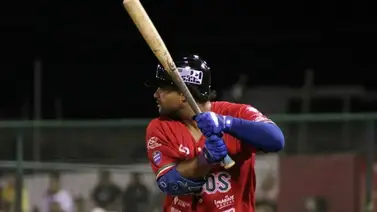 Tomás Telis se puso la capa de héroe en victoria de los Tecolotes de los Dos Laredos Tomás Telis se puso la capa de héroe en victoria de los Tecolotes de los Dos Laredos