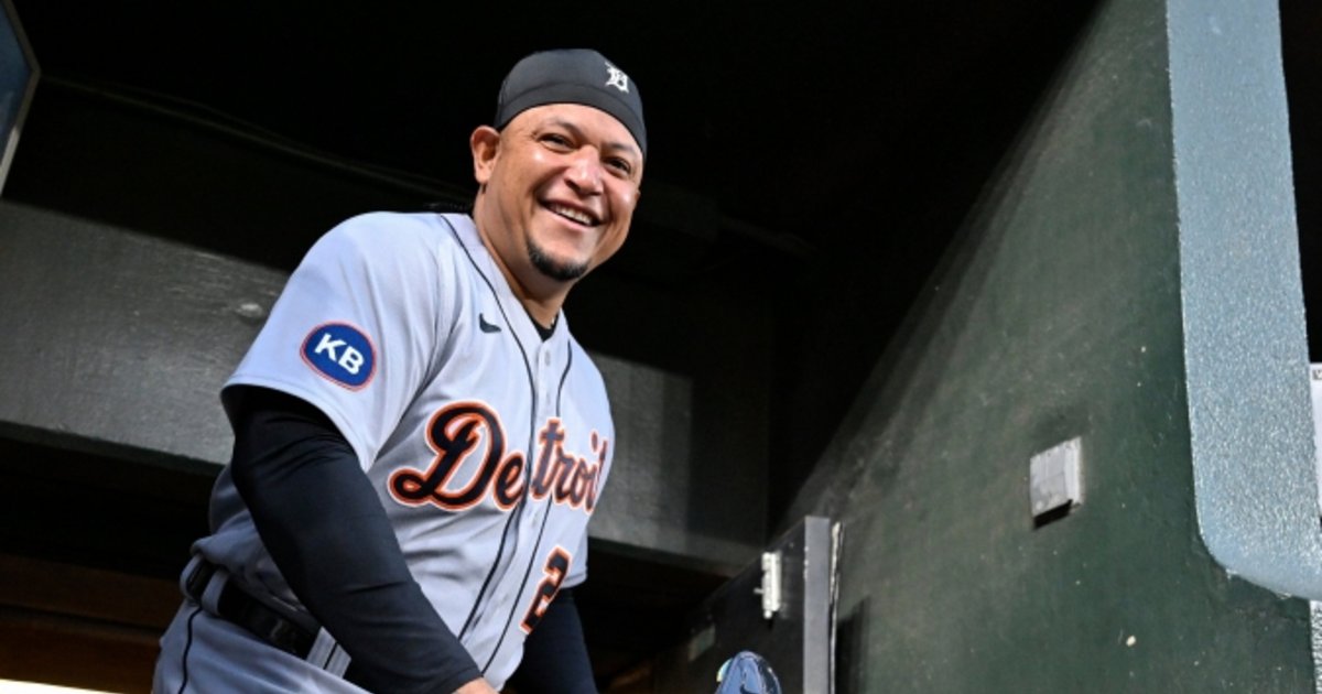 Asi se ve JAVIER BAEZ con uniforme de Detroit Tigers 