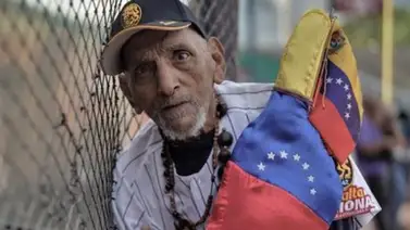 Presidente de Leones lamenta el fallecimiento de Lezama: "Se despidió con un campeonato" Presidente de Leones lamenta el fallecimiento de Lezama: "Se despidió con un campeonato"