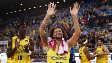 Michael Carrera impresiona con grandiosa actuación en la victoria de Gran Canaria ante Fuenlabrada
