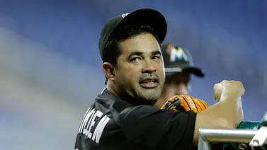 MLB: Oswaldo Guillén emocionado por la firma del pitcher Marcos Barrios MLB: Oswaldo Guillén emocionado por la firma del pitcher Marcos Barrios