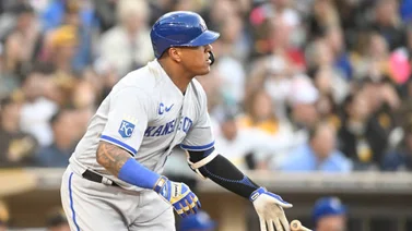 MLB: Salvador Pérez cabeza a cabeza con Ronald Acuña Jr en carreras empujadas