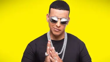 Daddy Yankee "mata tigre" como franquiciante de la Liga Profesional de Orlando en el Pádel Daddy Yankee "mata tigre" como franquiciante de la Liga Profesional de Orlando en el Pádel