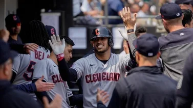 MLB: Gabriel Arias desplegó todo su poder frente a los Medias Blancas de Chicago (+VIDEO)